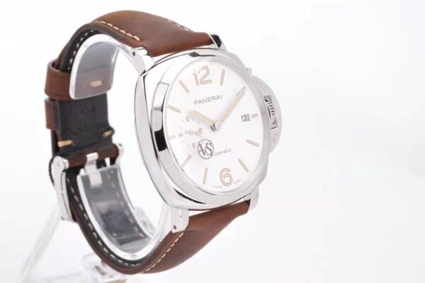 PAM1046 Luminor Due 42mm - Image 7