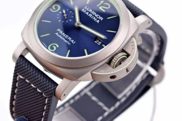 PAM1117 Luminor Marina 44mm - Image 3