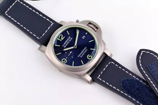 PAM1117 Luminor Marina 44mm - Image 9