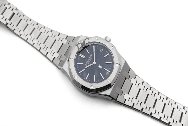 Royal Oak 15202 39mm Blue Dial - Image 3