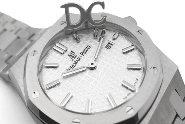 Lady Royal Oak 67650 White Dial in Steel - Image 4