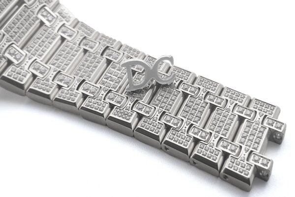 Royal Oak 41mm 15402 Full Diamond Paved In White Gold on Bracelet - Image 6