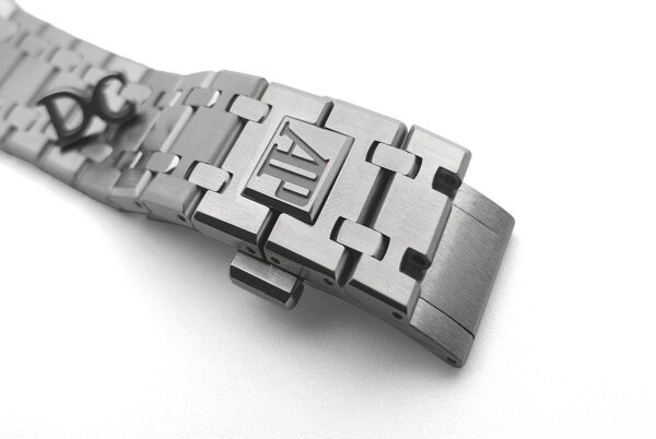 Lady Royal Oak 67650 White Dial in Steel - Image 7
