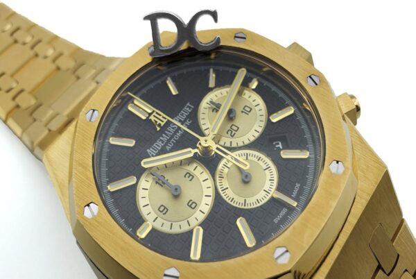 Royal Oak Self-Winding Chronograph Black/Gold Dial in Yellow Gold - Image 3