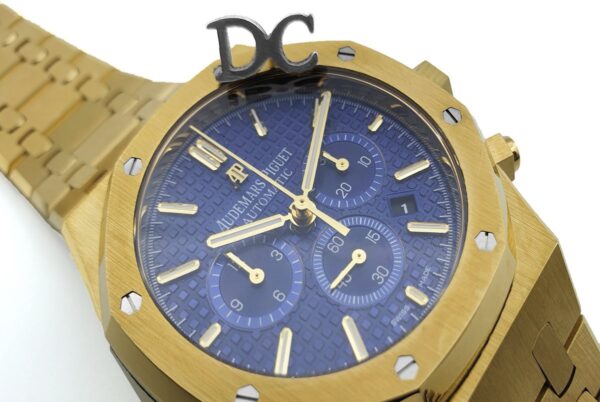 Royal Oak Self-Winding Chronograph Blue Dial in Yellow Gold - Image 2