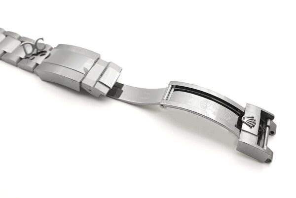 Daytona 116500LN Black Dial in Steel - Image 10