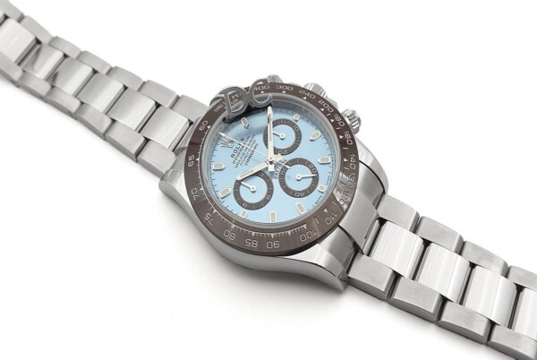 Daytona 116506 Ice Blue Dial in Platinum - Image 2