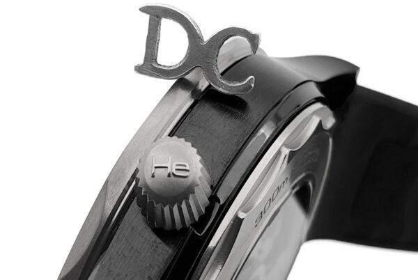 Seamaster Diver 300M Co-Axial Master Chronometer Black Dial 43.5mm on Black Rubber Strap - Image 8