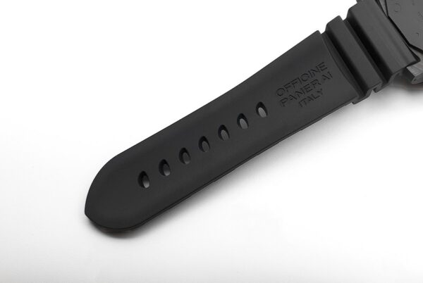 PAM1616 Luminor Submersible Carbotech - Image 10
