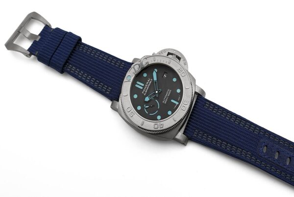 PAM985 Submersible Mike Horn Edition - Image 2