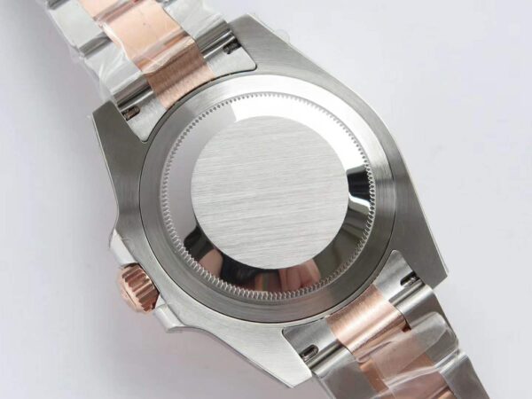 GMT Master II 126715 CHNR “Rootbeer” in Rose Gold and Steel - Image 4