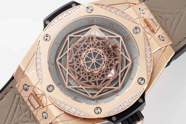 Big Bang Unico Sang Bleu in Rose Gold with Diamond Bezel on Brown Leather Strap - Image 3