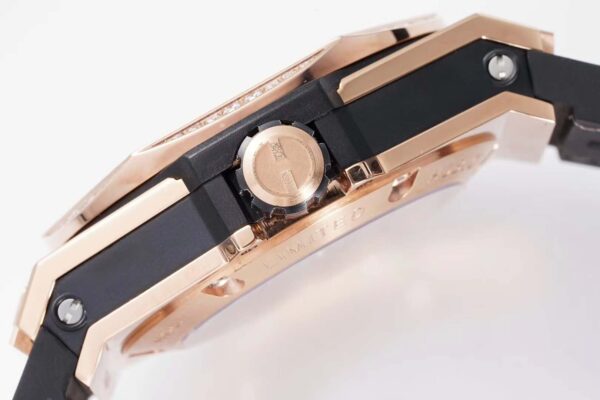 Big Bang Unico Sang Bleu in Rose Gold on Brown Leather Strap - Image 9