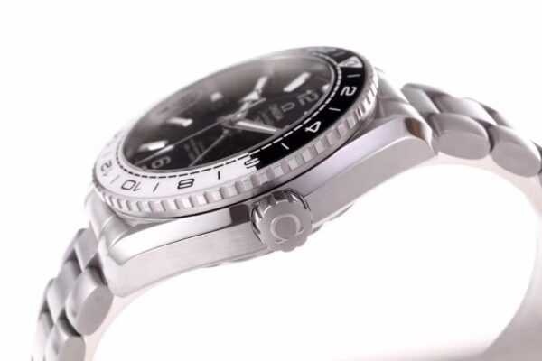 Seamaster Planet Ocean 600M Co-Axial Master Chronometer GMT 43.5mm “Tai Chi” - Image 8