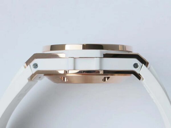 Big Bang Unico Gold White with Diamond - Image 9
