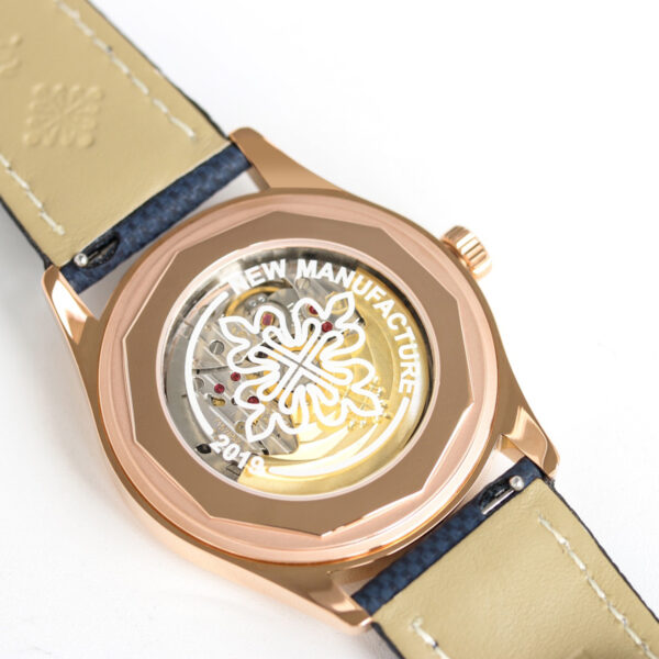 Calatrava 6007 Blue Dial in Rose Gold - Image 6