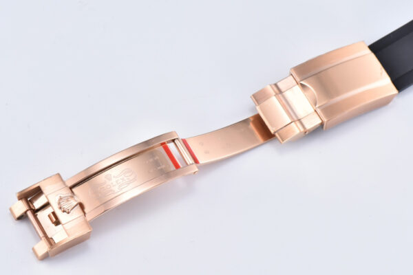 Daytona 116505 Silver Dial in Everose Gold - Image 12