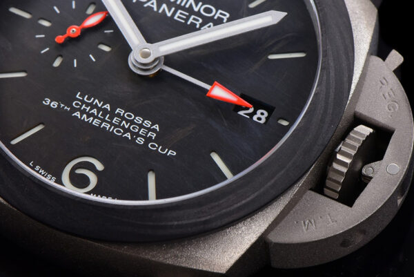 PAM1096 Luna Rossa GMT 42mm - Image 4