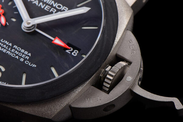 PAM1096 Luna Rossa GMT 42mm - Image 9
