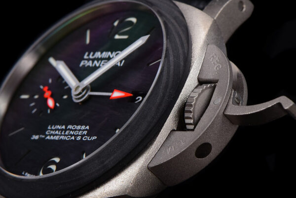 PAM1096 Luna Rossa GMT 42mm - Image 8