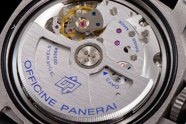 PAM1096 Luna Rossa GMT 42mm - Image 14