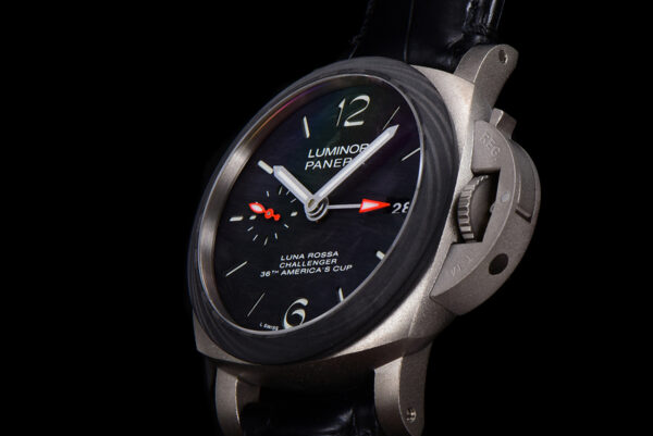 PAM1096 Luna Rossa GMT 42mm - Image 7