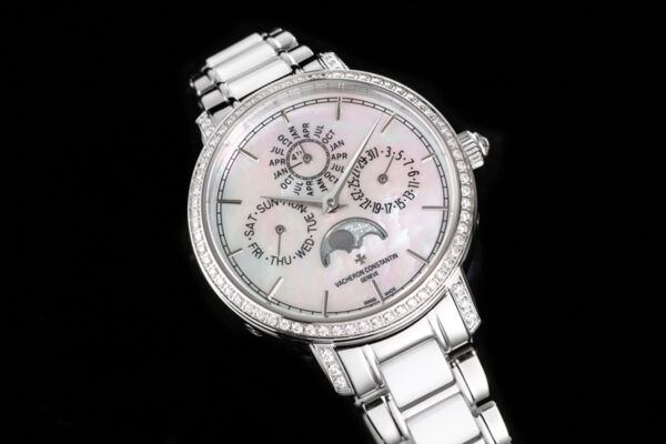 Traditionelle Perpetual Calendar Ultra-Thin 4305T/000G White Dial in White Gold on Bracelet - Image 3