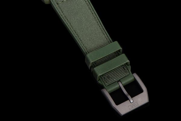 Big Pilot’s Watch 43 IW329802 Top Gun Edition Woodland on Camo Strap - Image 12