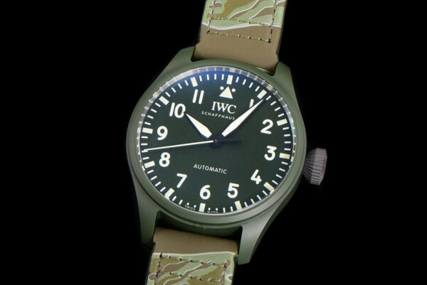 Big Pilot’s Watch 43 IW329802 Top Gun Edition Woodland on Camo Strap - Image 4