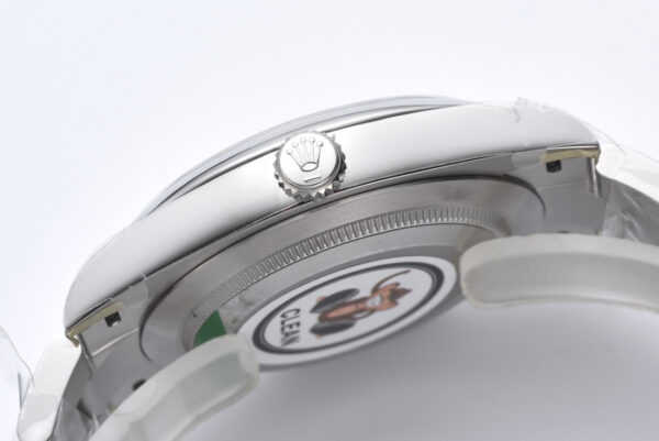 Oyster Perpetual 41mm Green Dial 124300 - Image 7