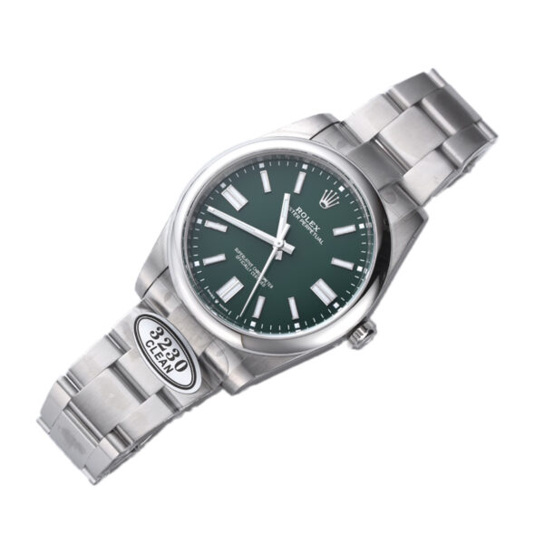 Oyster Perpetual 41mm Green Dial 124300 - Image 2
