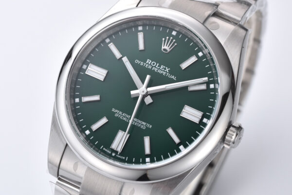 Oyster Perpetual 41mm Green Dial 124300 - Image 3