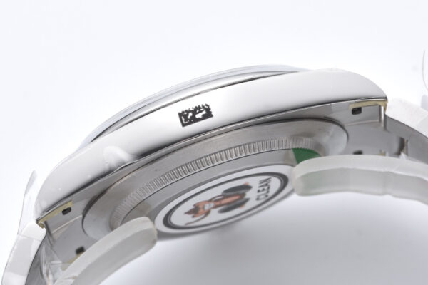 Oyster Perpetual 41mm Silver Dial 124300 - Image 5