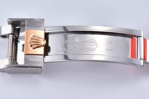 GMT Master II 126715 CHNR Clean Factory “Rootbeer” in Rose Gold and Steel - Image 16