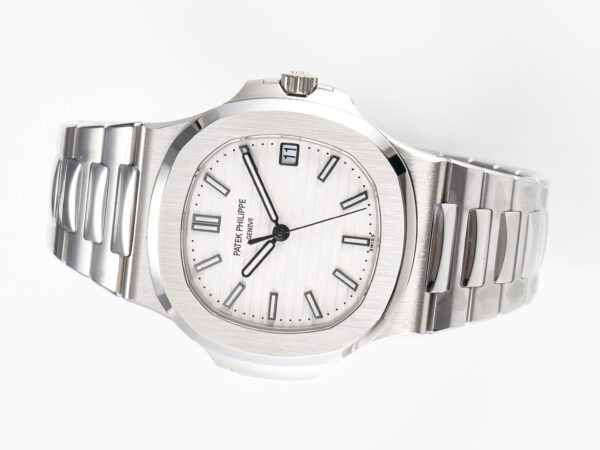 Nautilus 5711 3KF 1:1 Best Edition White Dial on SS Bracelet A324 Super Clone V2 - Image 9
