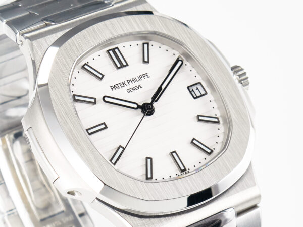 Nautilus 5711 3KF 1:1 Best Edition White Dial on SS Bracelet A324 Super Clone V2 - Image 8