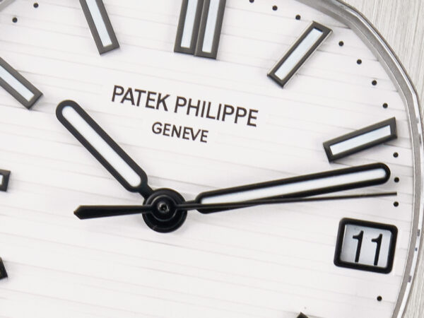 Nautilus 5711 3KF 1:1 Best Edition White Dial on SS Bracelet A324 Super Clone V2 - Image 12