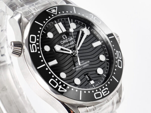 Seamaster Diver 300M VSF 1:1 Best Edition Black Ceramic Black Dial on SS Bracelet A8800 V2 - Image 3