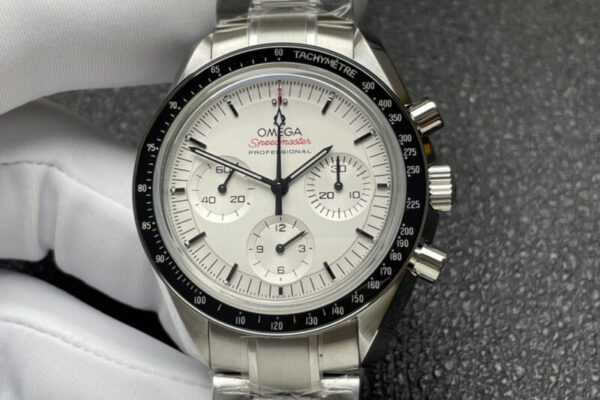 Speedmaster Moonwatch Professional White Dial in Steel ZF - Image 2